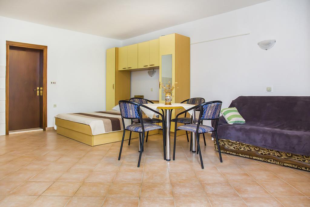 Apartments Zovko Драче Экстерьер фото